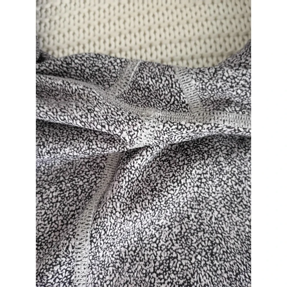 Lululemon Speed Up Tight High Rise Running 7/8 Leggings Mesh Zip Pocket Size 8 - Picture 7 of 15
